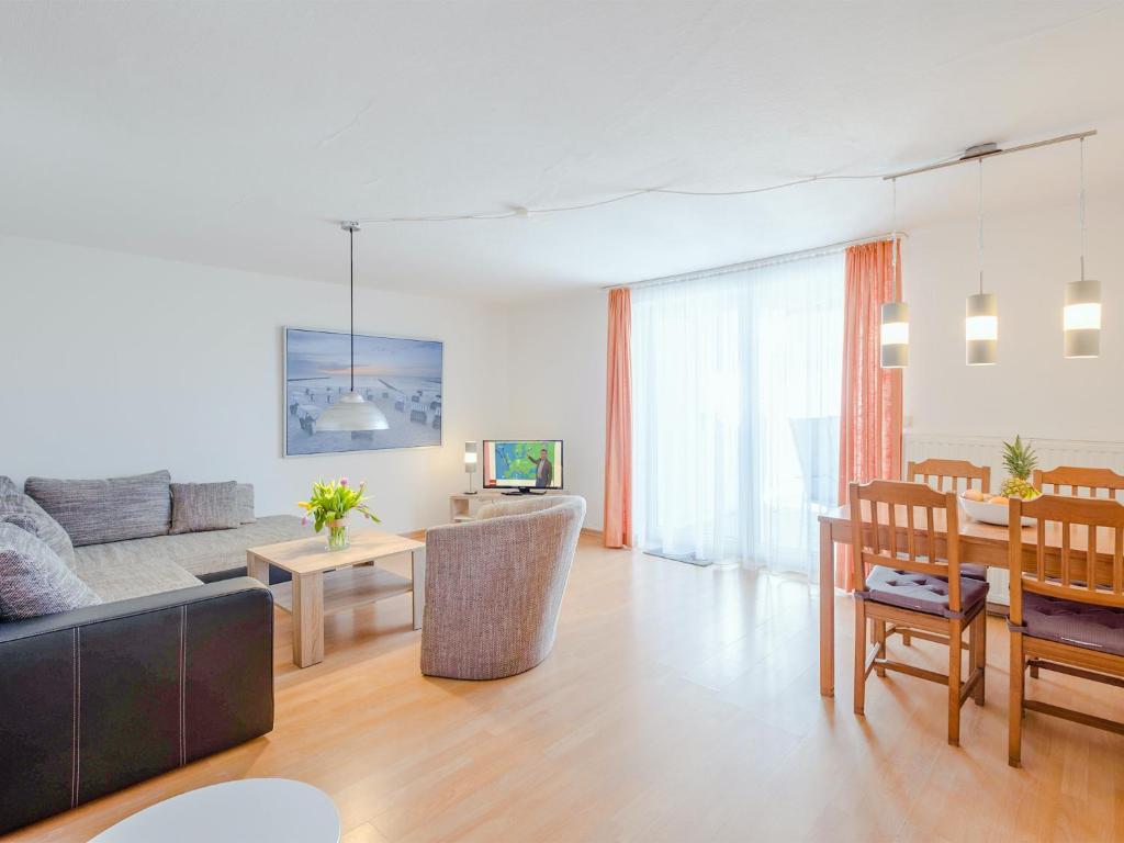 Ferienwohnung mit Terrasse/Balkon - D 066.030-34 room 3